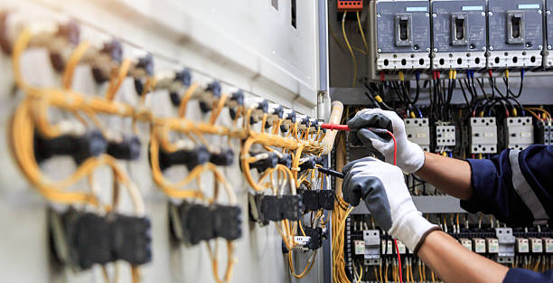 Professional Electrician technician working in Cartersville, GA